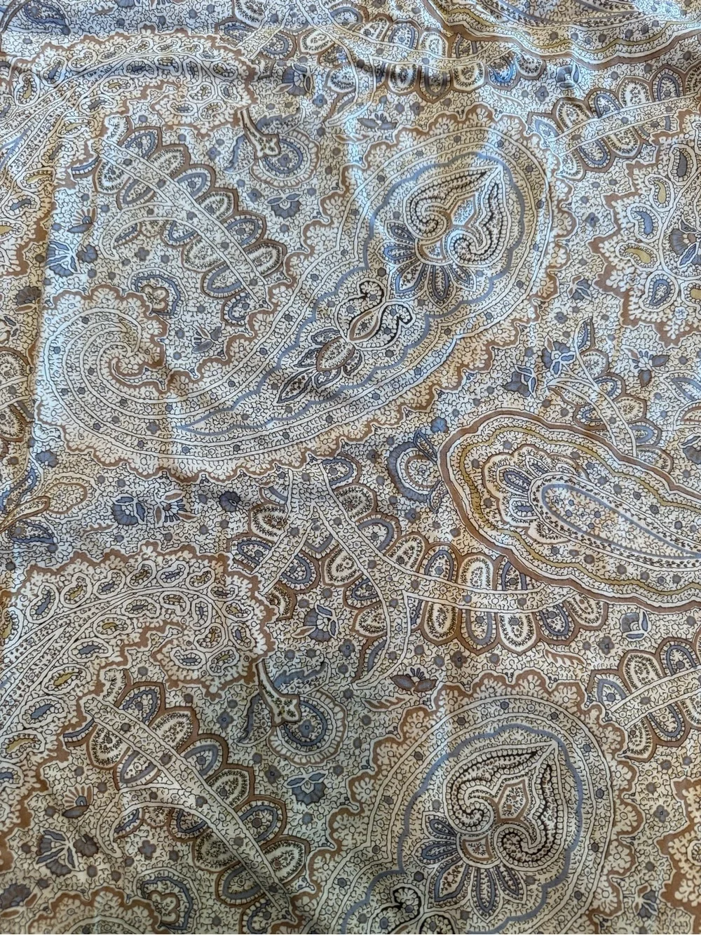 the Ralph Lauren Riley Paisley Duvet Cover Full/Queen